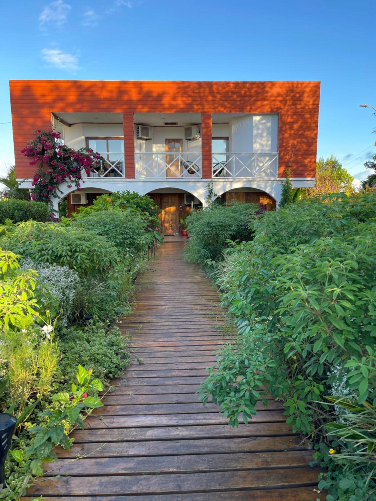 Teanehi Bed & Breakfast Hanga Roa Extérieur photo