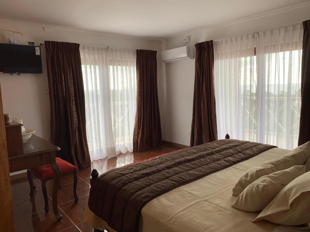 Teanehi Bed & Breakfast Hanga Roa Extérieur photo
