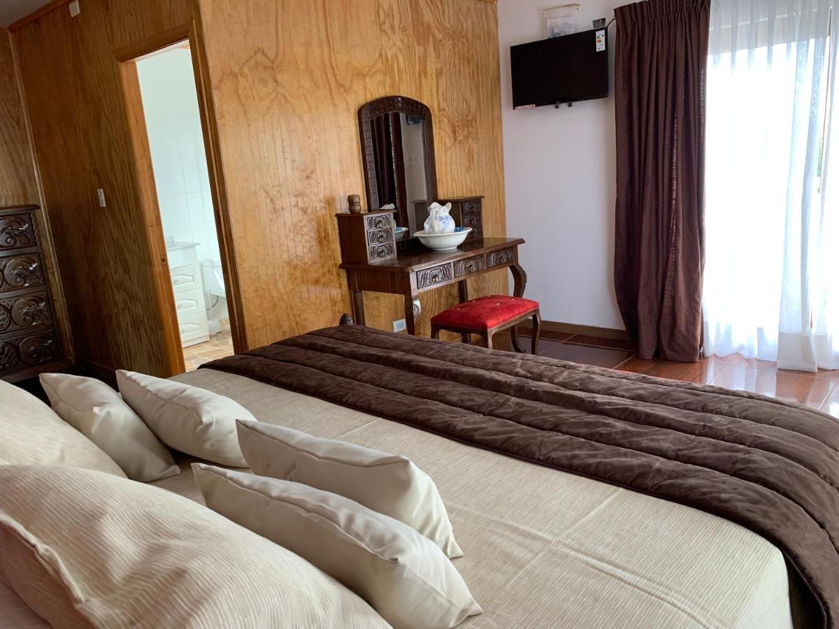 Teanehi Bed & Breakfast Hanga Roa Extérieur photo