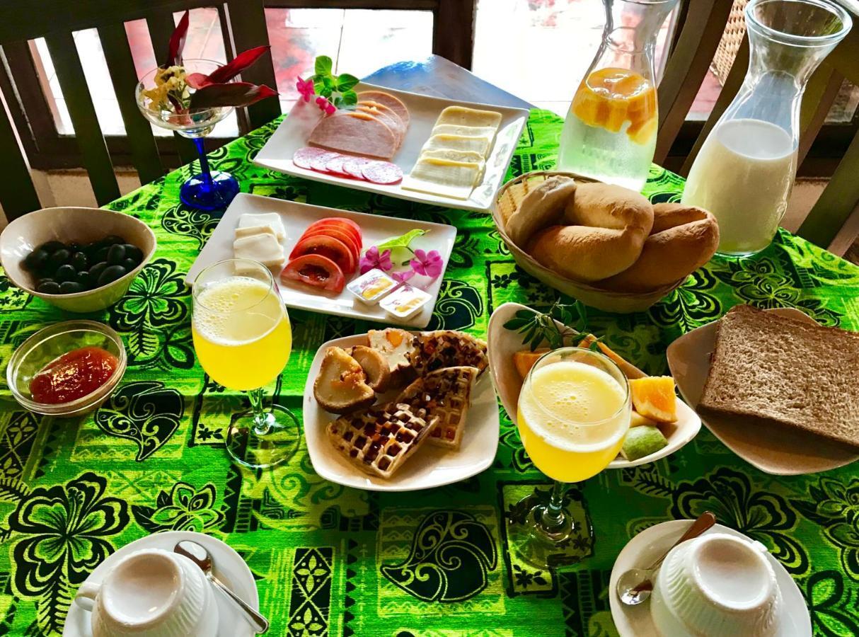 Teanehi Bed & Breakfast Hanga Roa Extérieur photo